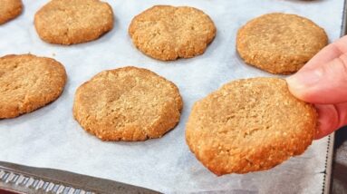 Só 2 INGREDIENTES, SEM FARINHA E AÇÚCAR! Biscoito Delicioso, Sem Leite, Sem Ovo, Fácil e Rápido